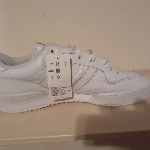 Adidas rivalry low - Picture 3 of 4